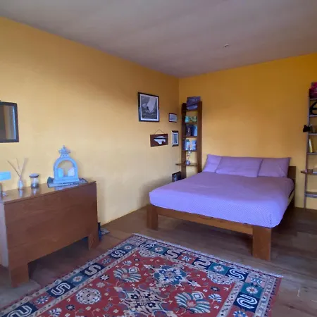 Charming Apartment In An Historic Villa